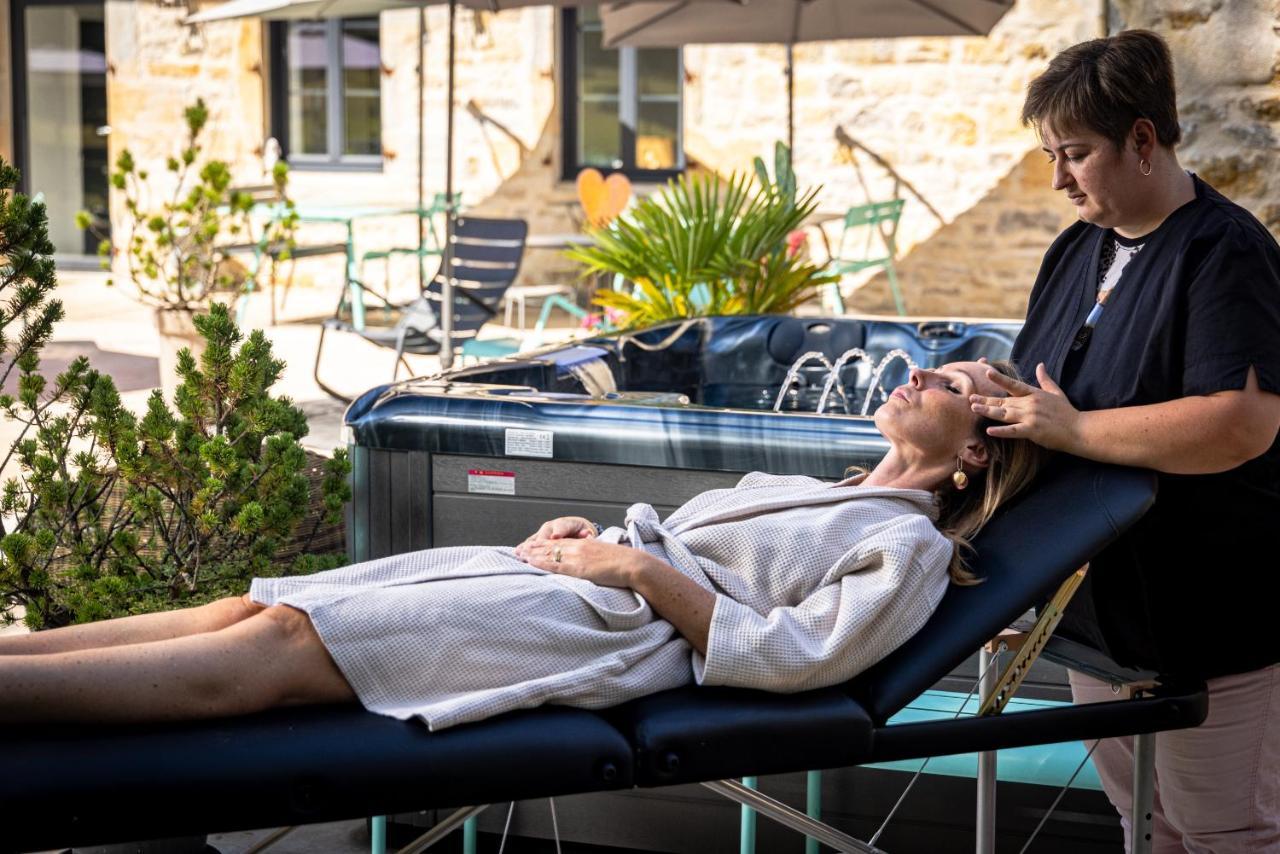 Le 49 Cote Parc & Spa Domblans エクステリア 写真