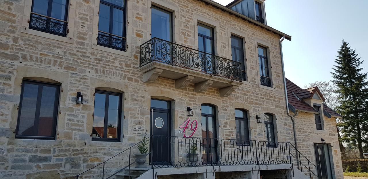 Le 49 Cote Parc & Spa Domblans エクステリア 写真